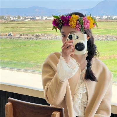 某天后之女又出大瓜：出道颜值引争议，学校展开调查，深夜